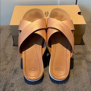 UGG Kari Sandals in Rose Gold